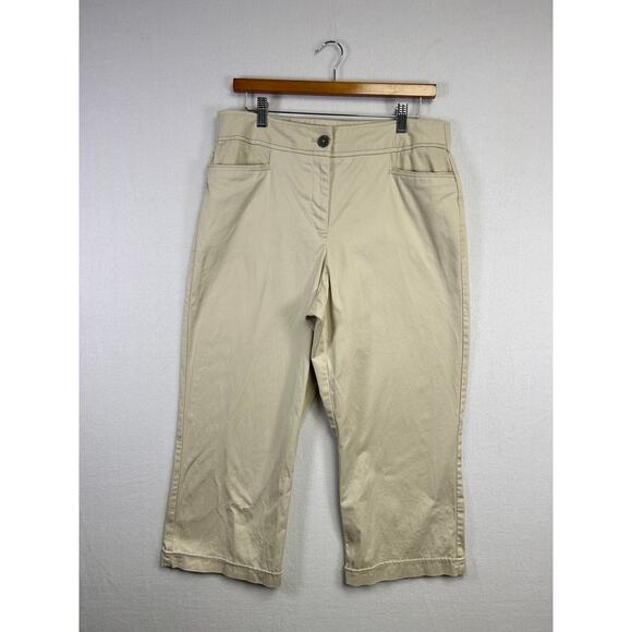 Woman's Sag‎ Harbor Stretch Cotton Khaki Tan Capris - Size 12 Casual Classic - Picture 1 of 10